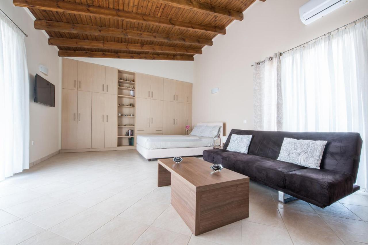 Top Floor Modern Studio In Central Koropi Apartment Exterior photo